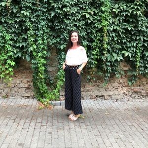 Meet your Posher, Caroline